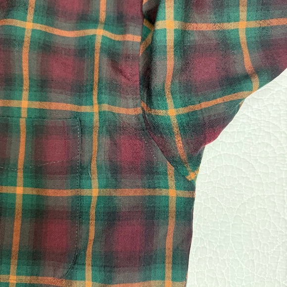 Pendleton Casual Red and Green Plaid Shirt size Medium - Picture 16 of 16